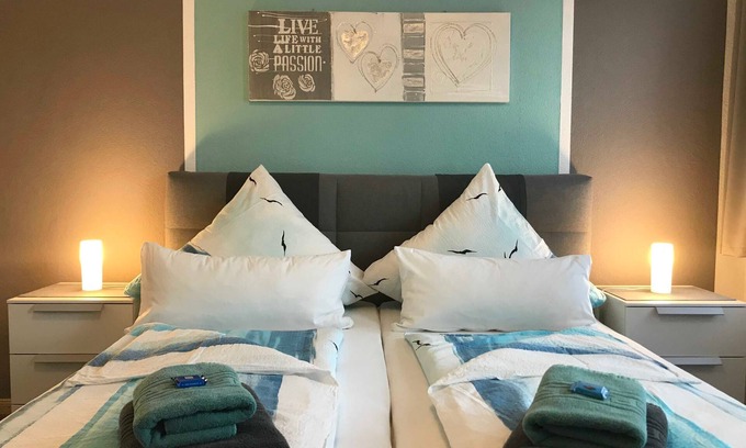 Kappeln Apartment | Double room Trave - Ferienhof Röhling between Schlei and Baltic Sea