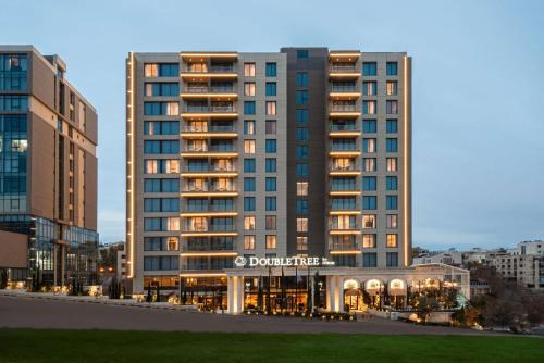 Amman Hotel | Doubletree By Hilton Amman Hotel & Residences