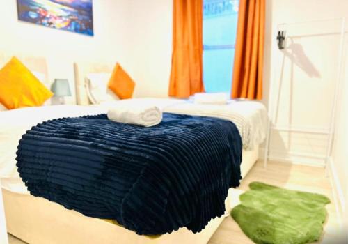 Dover Apartment | Dover port City Stay10 sleeps and Park free Onsite