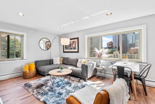 Downtown Seattle Apartment | Downtown 2BR Penthouse with Prime Location & Views