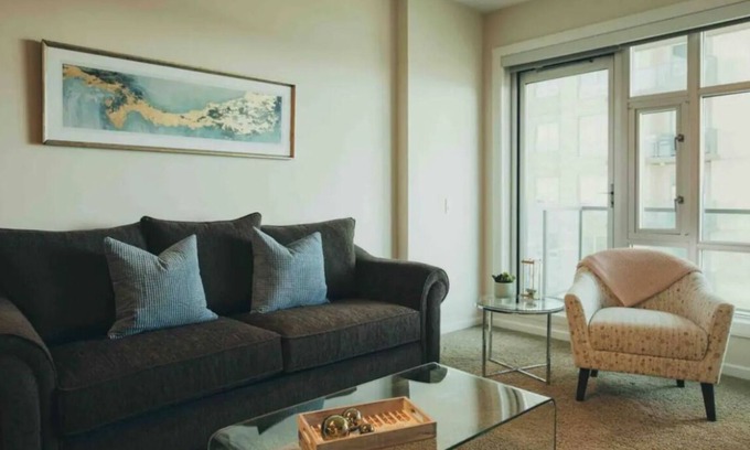 Mission District Condo | Downtown Gem: Next to Saddledome - LT Only, Great Views