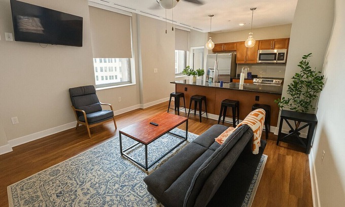 Downtown Cleveland Apartment | Downtown Sq: Stadium, Casino, Rock Hall, Clinic