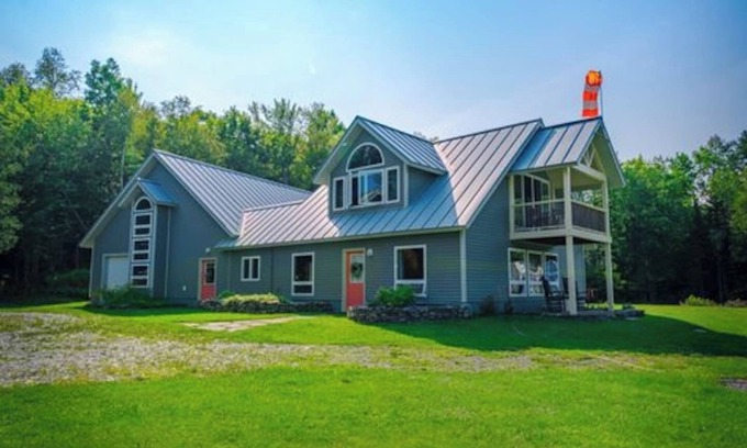 Guilford House | Dragonwood Bunk House