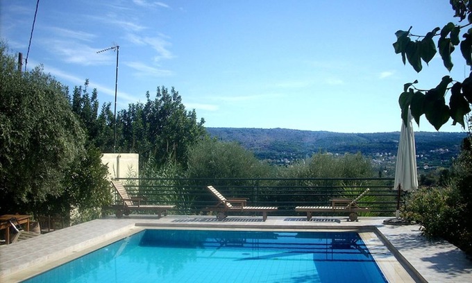 Douliana House | Dream 1 -traditional House With Pool To Share