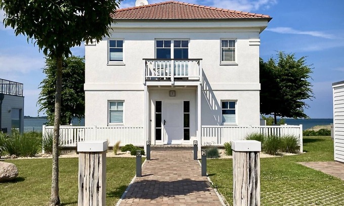 Olpenitz House | Dream holiday home Sliminde by Seeblick Ferien ORO, direct waterfront location E-pillar 6 pers