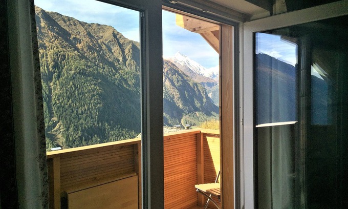 Heiligenblut Apartment | Dream location at 1600m Apartment Rubin on the upper floor of Chalet Magda-Lena