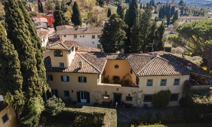 Oltrarno Villa | Dreaming in Pian dei Giullari Villa