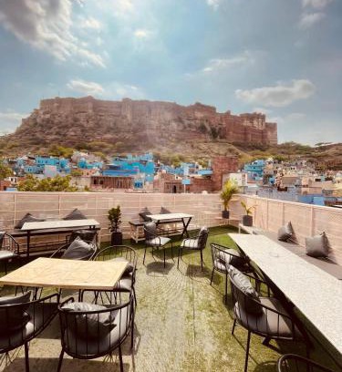 Gulab Sagar Hotel | Dreamy Drips Cafe