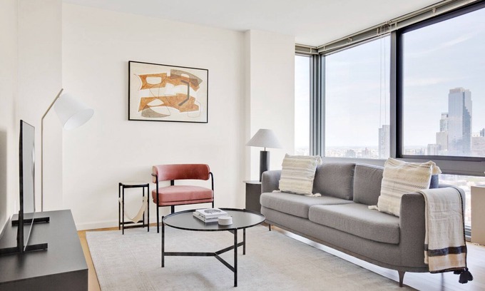 Hunters Point Apartment | Dreamy LIC 2BR w/W/D, Elevator & Doorman, near East River, by Blueground