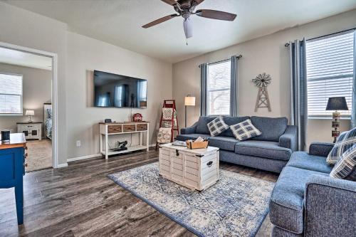 Windsor House | Dreamy Windsor Home with Grill about 3 Miles to Lake!