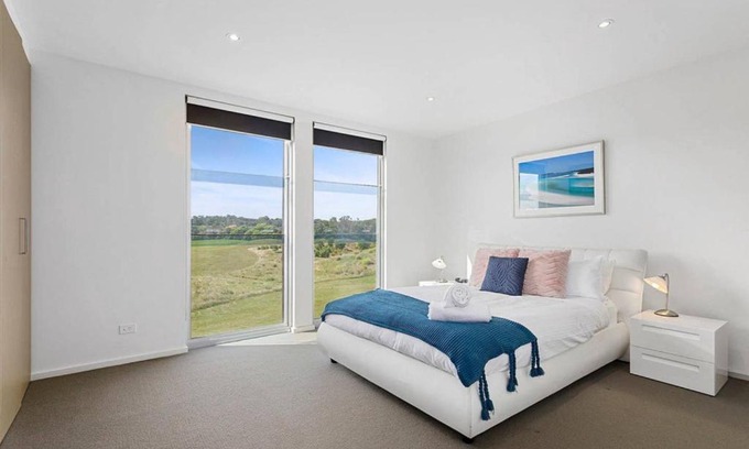 Fingal Bed & Breakfast | DREW Golfers Delight close to St Andrews Beach