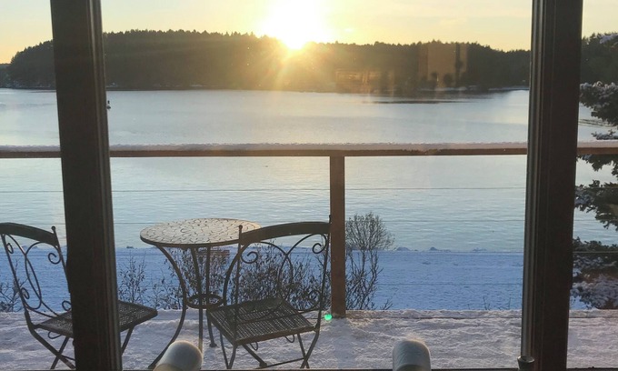 Kodiak House | Drop Anchor Inn Kodiak, uniquely furnished for the discerning guest.nnnn