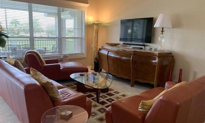 Tropical Cove House | Dual Palms at Lexington CC Golf Village