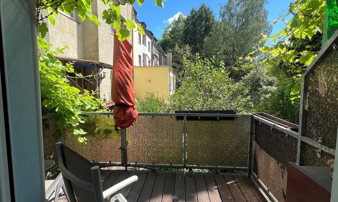 Mittelmeiderich Apartment | Duisburg Feel-Home,Airport near,2Bedr.,WalkIn Shower,3.Floor,WiFi