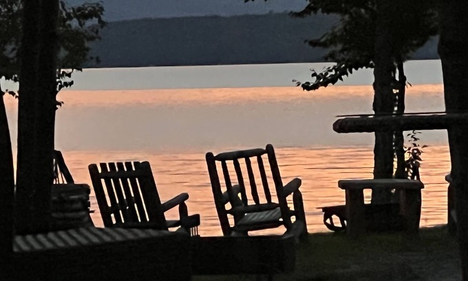 Rangeley Plantation Cabin | DuLac middle cabin on Lakefront