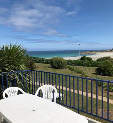 Trevou-Treguignec Apartment | Duplex 6 pers piscine et vue mer