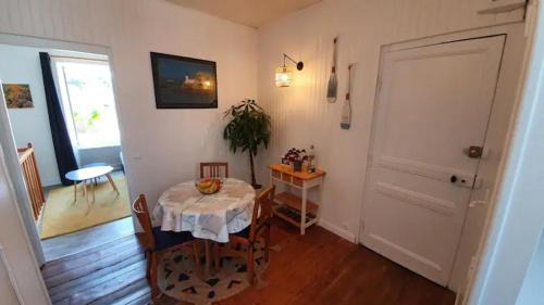 Morlaix Apartment | Duplex charmant et calme avec vue sur Morlaix