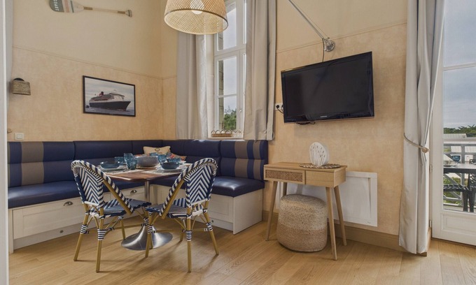 Le Croisic Apartment | Duplex for 4 with balcony and direct beach access
