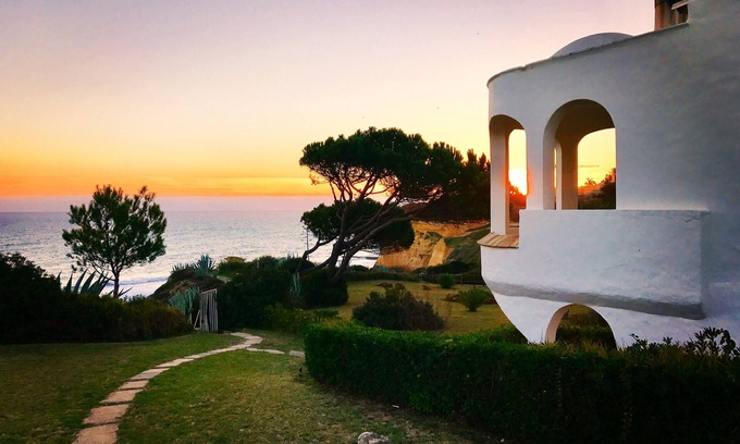 Alporchinhos House | E&M Beach House Aldeamento do Levante I