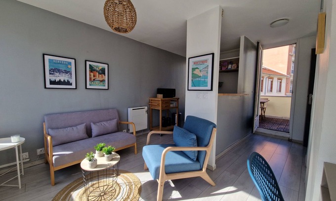 Quartier Hyper-Centre Apartment | #E0 | View on the Bastille π Alsace Lorraine | Terrace