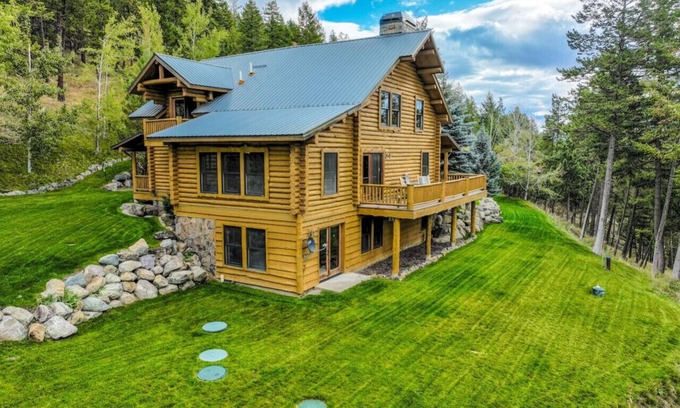 Lakeside House | Eagles Landing Lodge