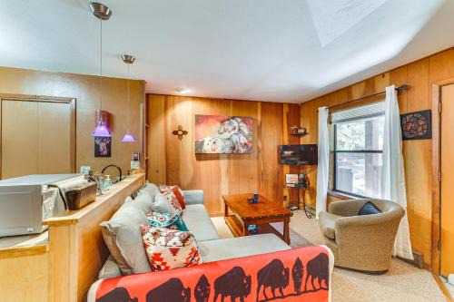 Angel Fire Apartment | Easy Resort Access Angel Fire Adventure Condo!