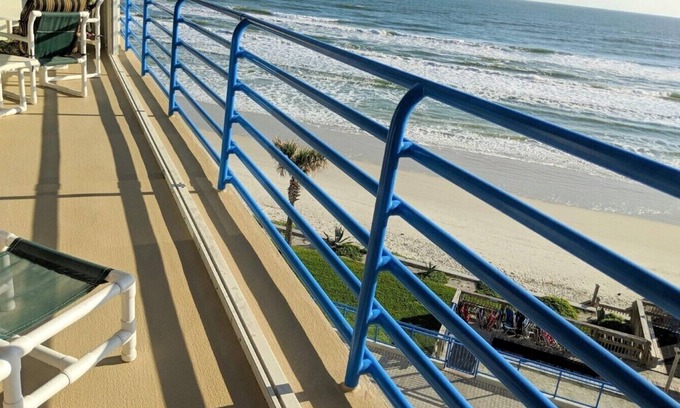 New Smyrna Beach Condo | EBB Tide- #505 2 Bd / 2 Bth Ocean Front