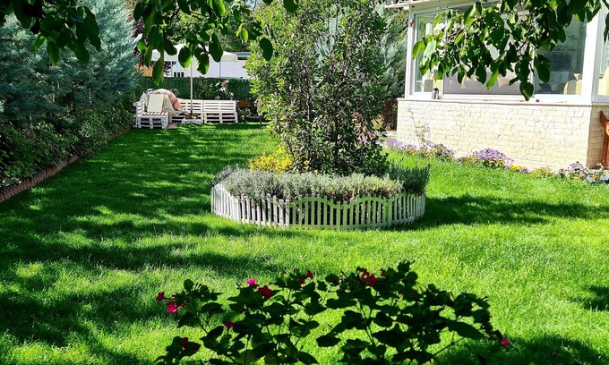 Nar Villa | Ebruli Cennet Bahçesi