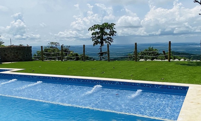 Piojo Hotel | Ecohotel La Reserva