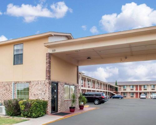 Hobbs Cabin | Econo Lodge Hobbs