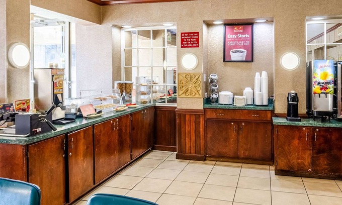 Martinsville Hotel | Econo Lodge Martinsville
