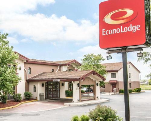 Kalamazoo Cabin | Econo Lodge
