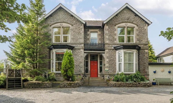 Bardsea House | Eden Lodge