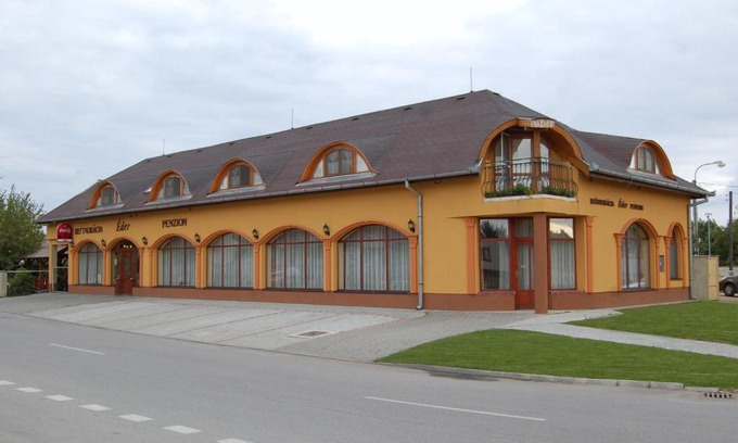 Nesvady Bed & Breakfast | Eder