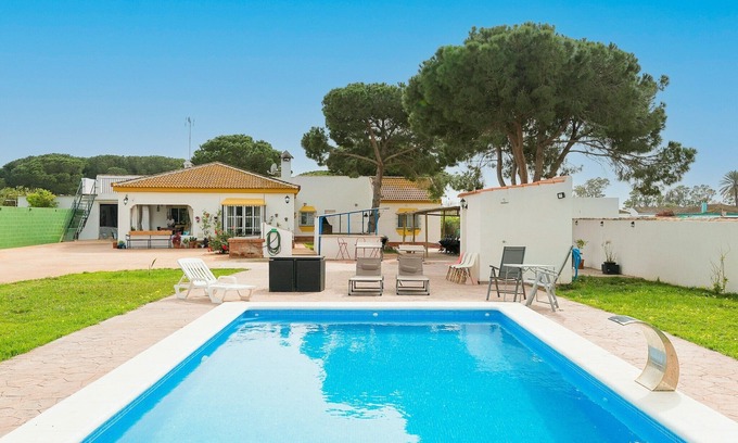 La Coquina Villa | El Coto - Villa With Private Pool. Free Wifi