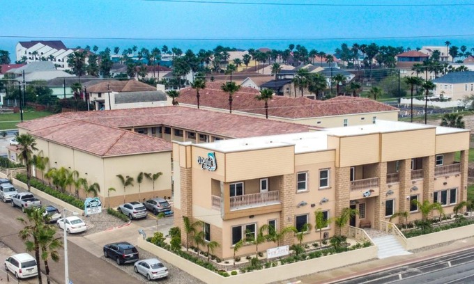 South Padre Island Hotel | El Delfín Lodge