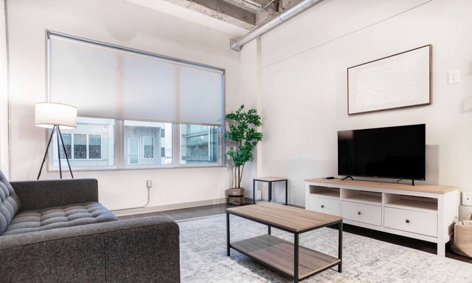 SoNo Apartment | Elegant 1 bed apartment located in SoNo neighborhood