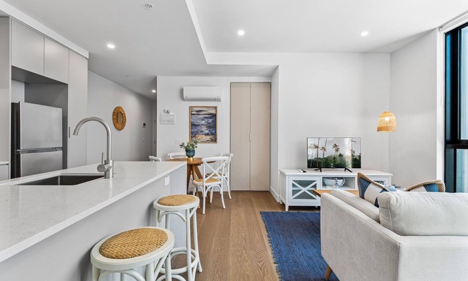 Preston Apartment | Elegant 1-Bed by Shops