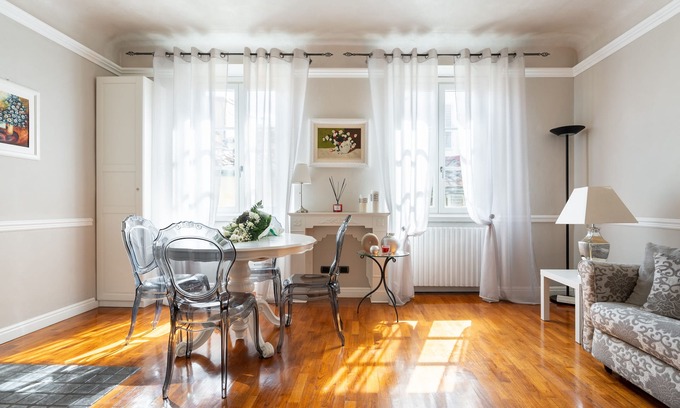 Duomo Apartment | Elegant and Central Apartment of the Uffizi Signoria