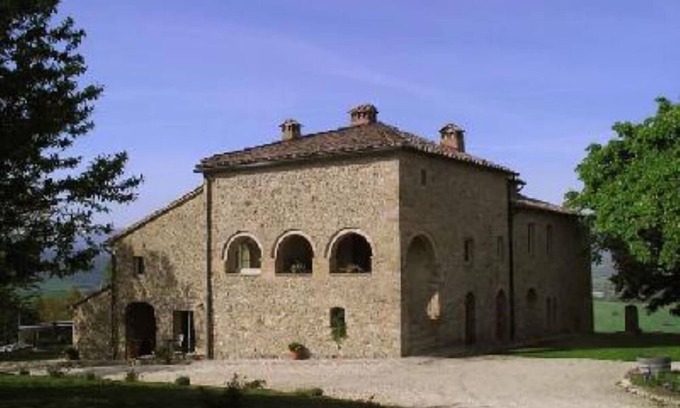 Radicondoli Apartment | elegant apartment in old villa