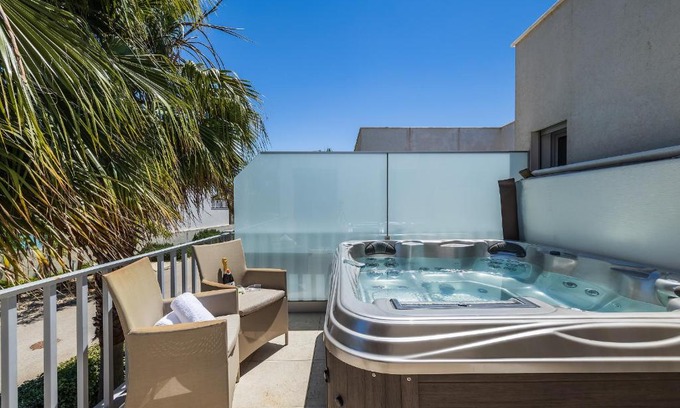 Correeira Villa | ELLE Design Villa by OCvillas