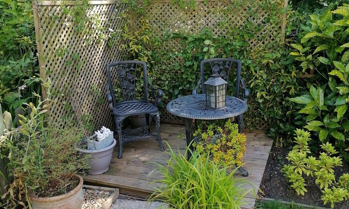 St Leonards-On-Sea House | Elmvale - 2 bedrooms with decking sleeps 4 (D/F)