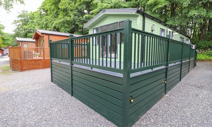 Troutbeck Bridge Cottage | ELTON'S ESCAPE, pet friendly, with a garden in Windermere