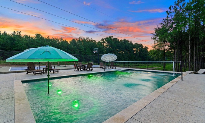 Pickens House | Emerald City - Two - 2 Bedroom Cabins that share a pool and pickleball court!