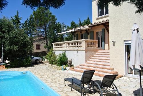Les Angles Apartment | En Avignon 30133 les Angles