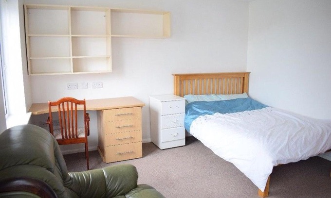 Bangor House | En-Suite Room Stay Bangor