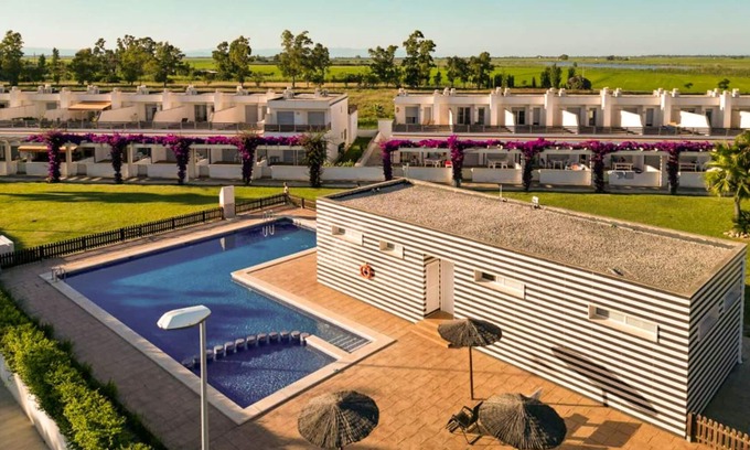 L'Eucaliptus House | Encantadora Casa Adosada en Amposta