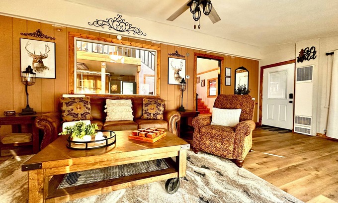 Ruidoso House | Enchanting 2-bedroom house with WiFi in Ruidoso