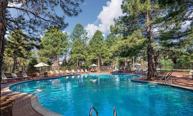 Flagstaff Hotel | Enchanting Flagstaff Escape: Indulge in Luxury, Adventure, and Culinary Delights