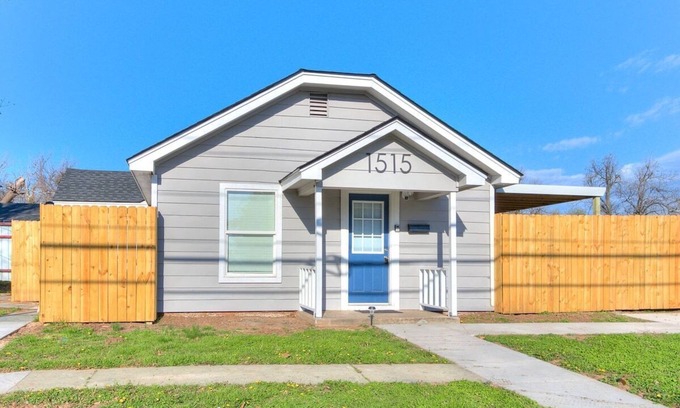 Central Oklahoma City House | Enchanting Haven. Sleeps 6.